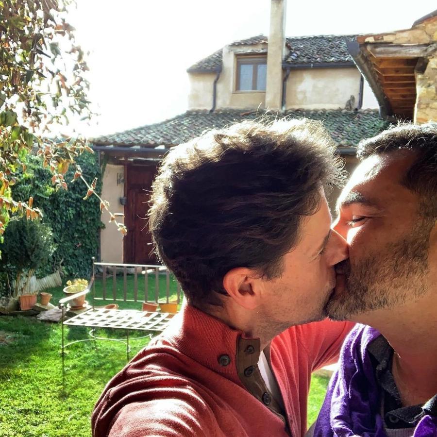Penzion La Casona De Castilnovo - Gay Men Only Valdesaz Exteriér fotografie
