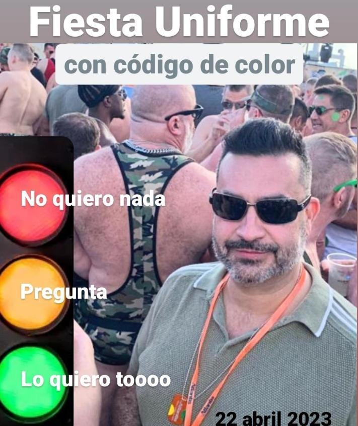 Penzion La Casona De Castilnovo - Gay Men Only Valdesaz Exteriér fotografie